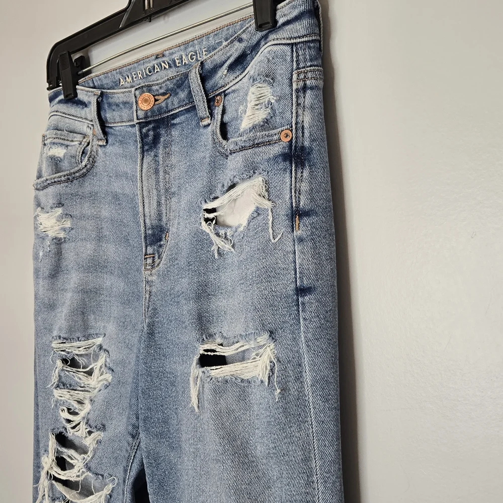American Eagle‎ Mom Jean Distressed Long Tall womens size 2 ripped Stretch Loose